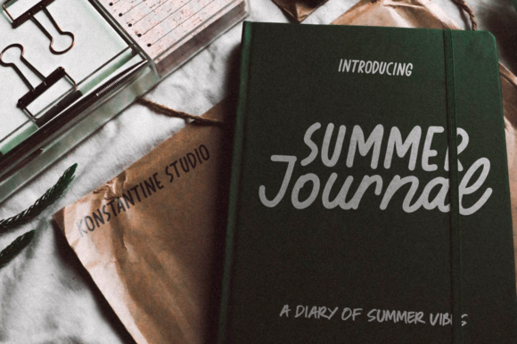 Summer Journal: A Versatile Font for Your Brand's Visuals